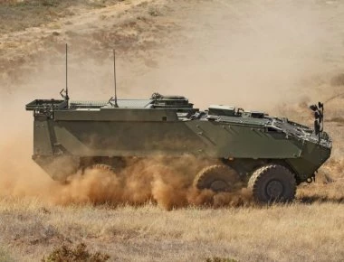 Η Ρουμανία προμηθεύεται 227 τροχοφόρα ΤΟΜΠ έναντι 1 δισ. $
